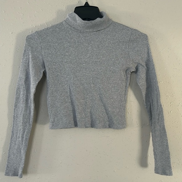🦋 Ambiance Grey Turtleneck Ribbed Cropped Blouse Tee Casual Comfy Large Stretch - Picture 1 of 7